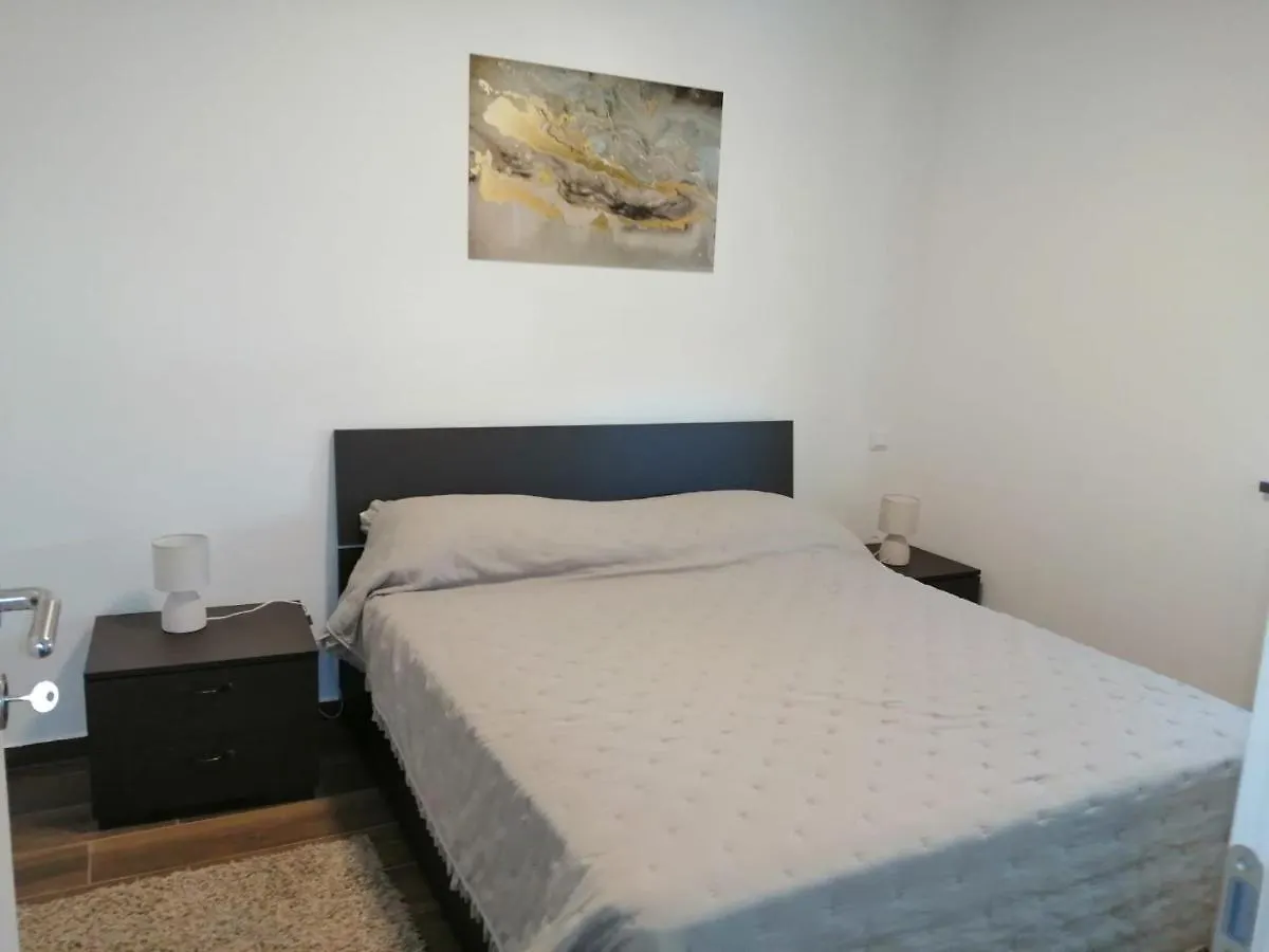 Apartman Sterpin Pula 0*,